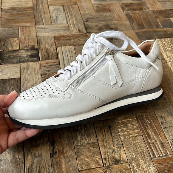 Trotters Women’s Infinity Sneaker White Size 9.5N - Picture 2 of 11